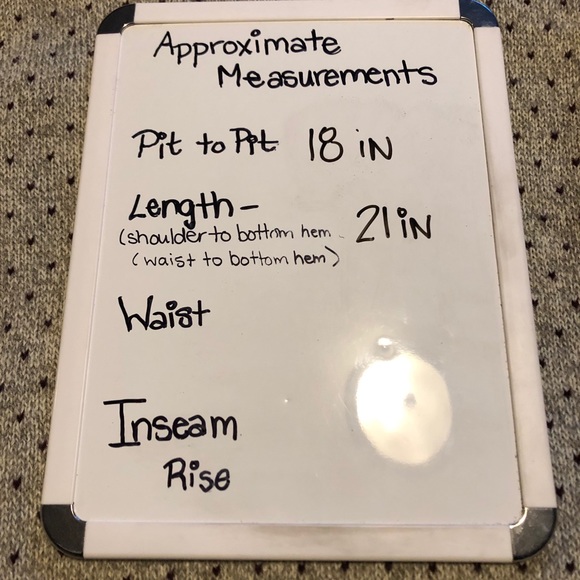 Hearts - Vintage Knit Sweater - Picture 8 of 8